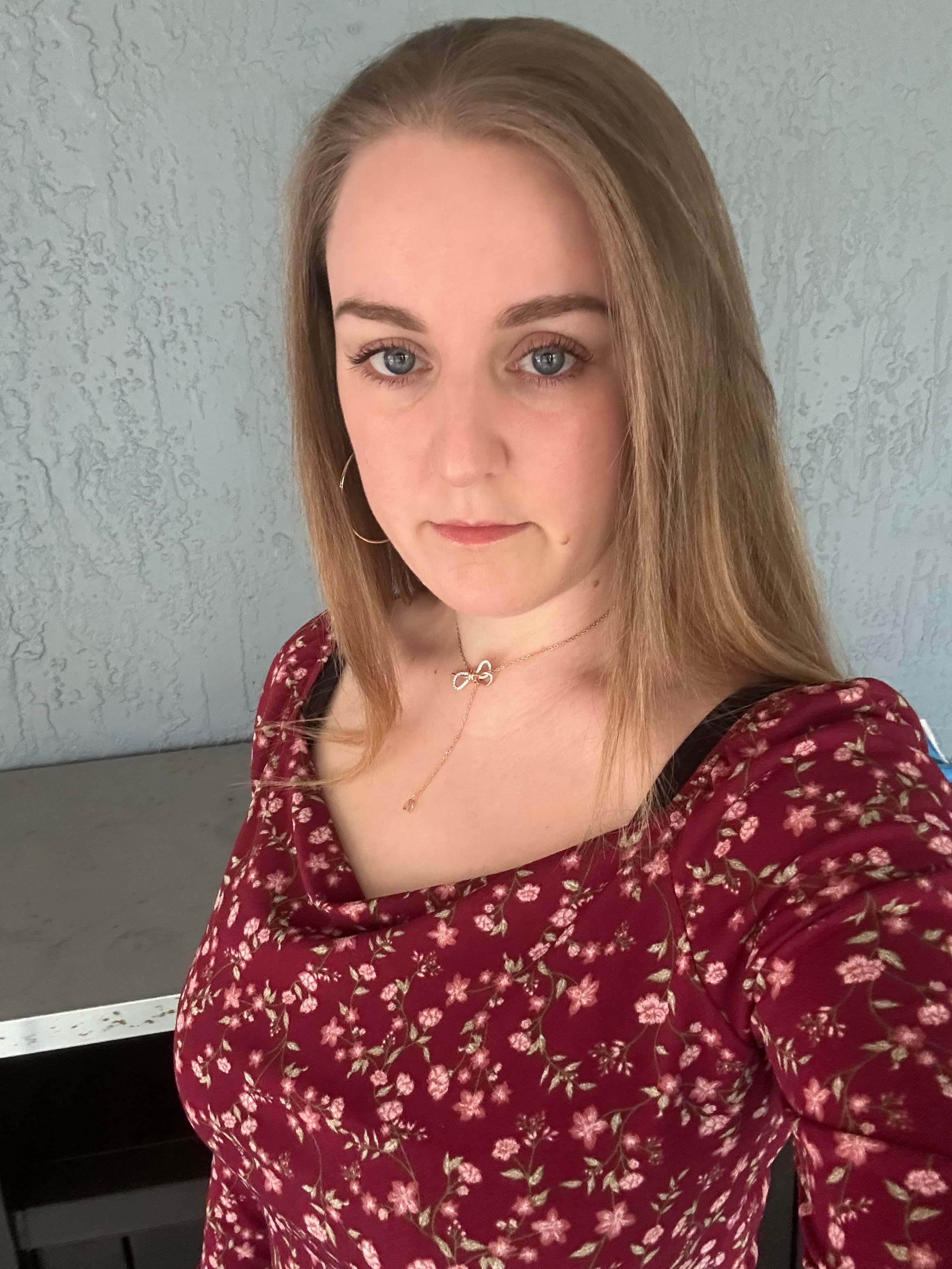 Before selfie for AI Headshot 4